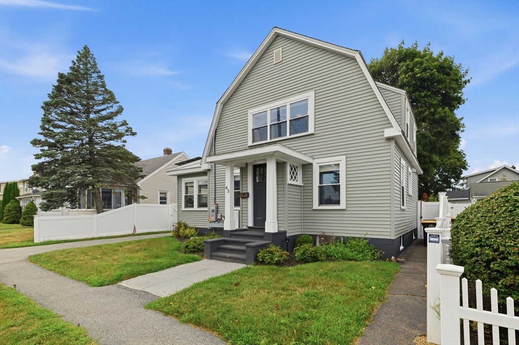 43 Standish St