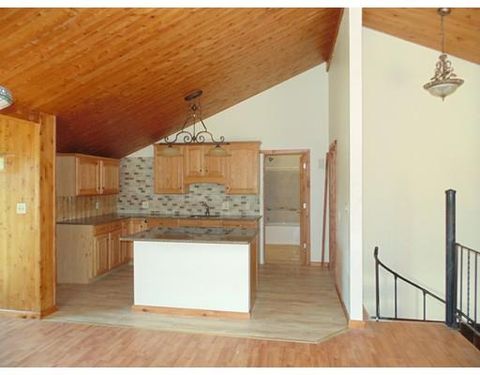 520 Skyline Trail Chester MA 01011