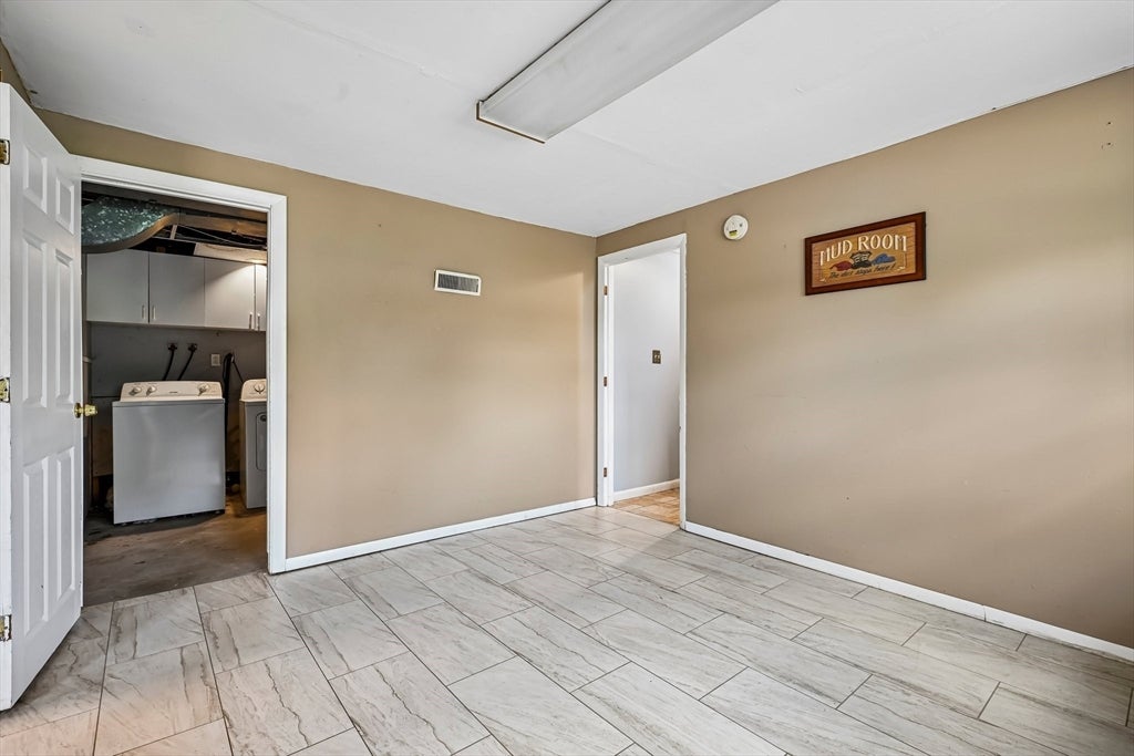 12 Barnard Rd, Lawrence, MA, 12 Barnard Rd, Lawrence, MA Photo #19