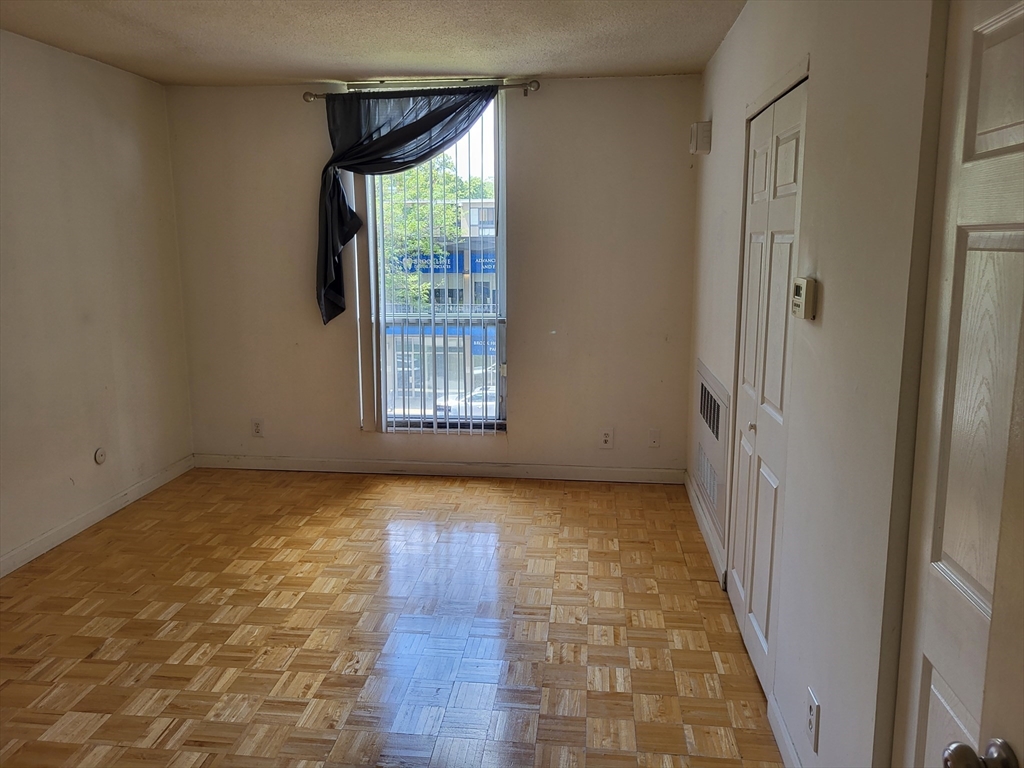33 Pond Avenue 301