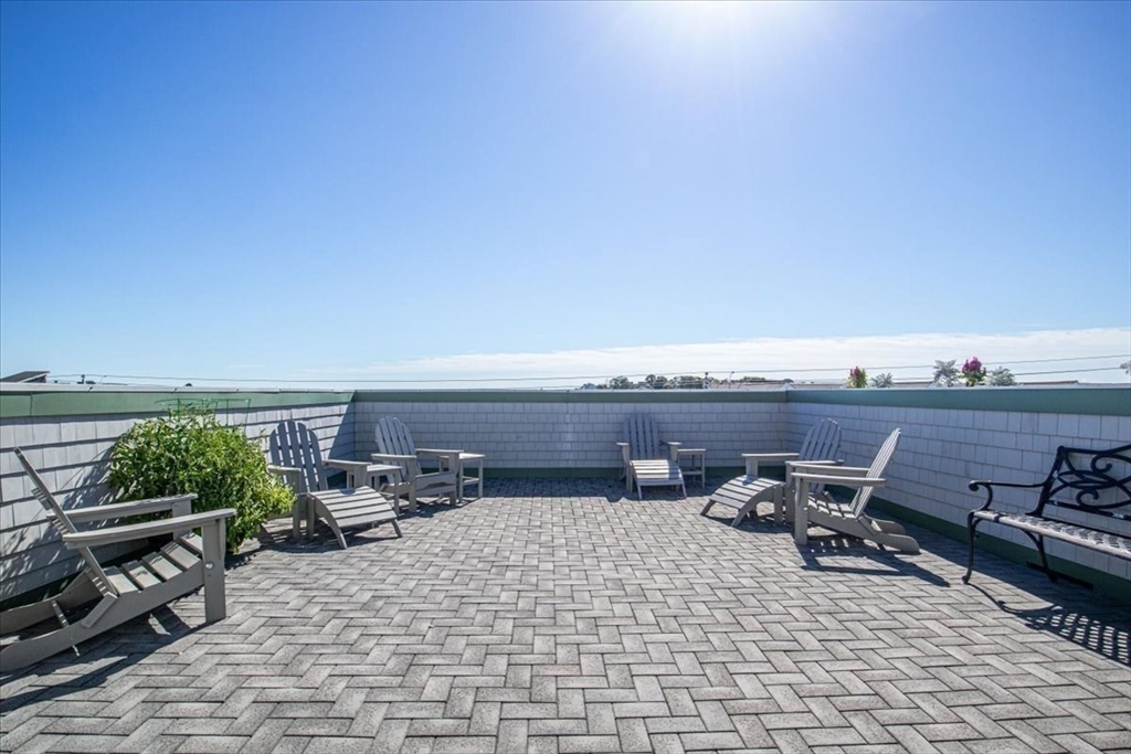 91 Front St 308