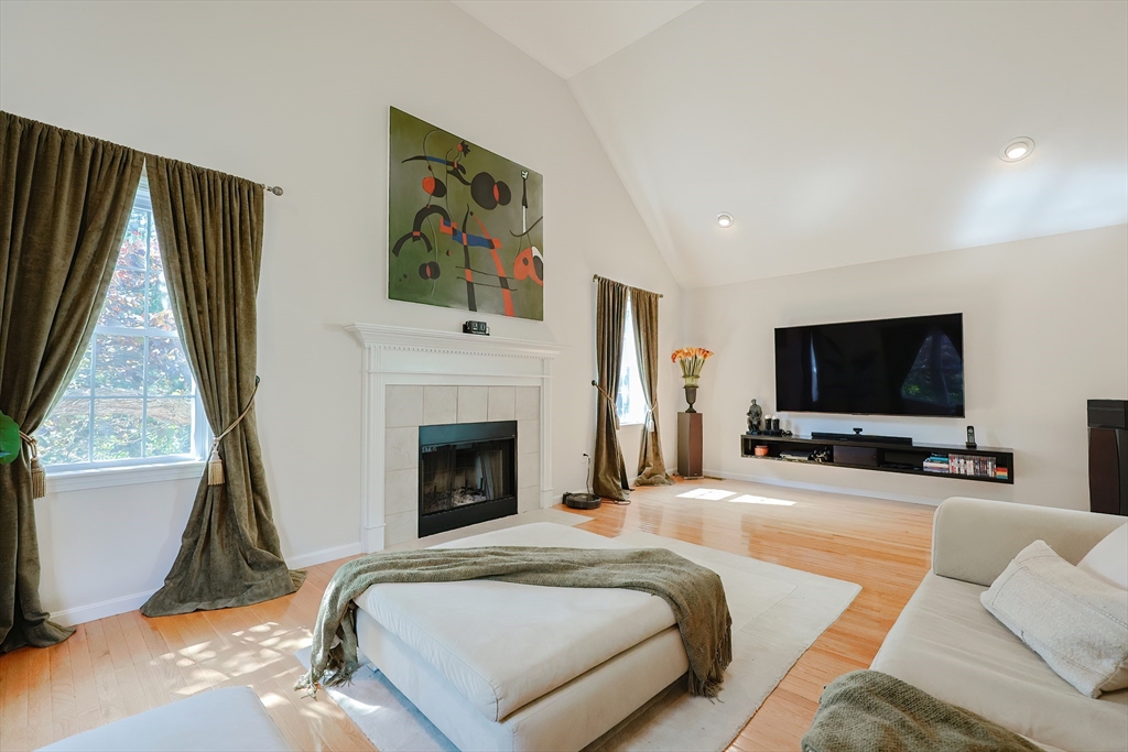 11 Heron Ln