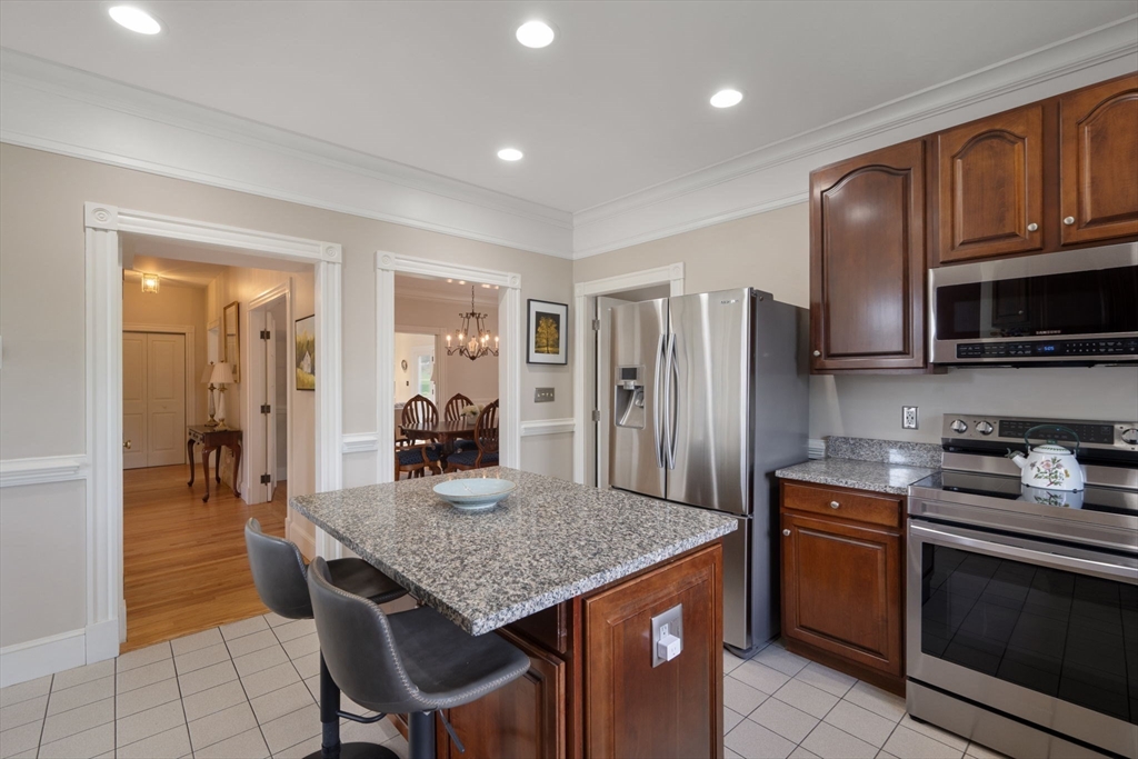 4 Harborview Road, Hull, MA Photo #7