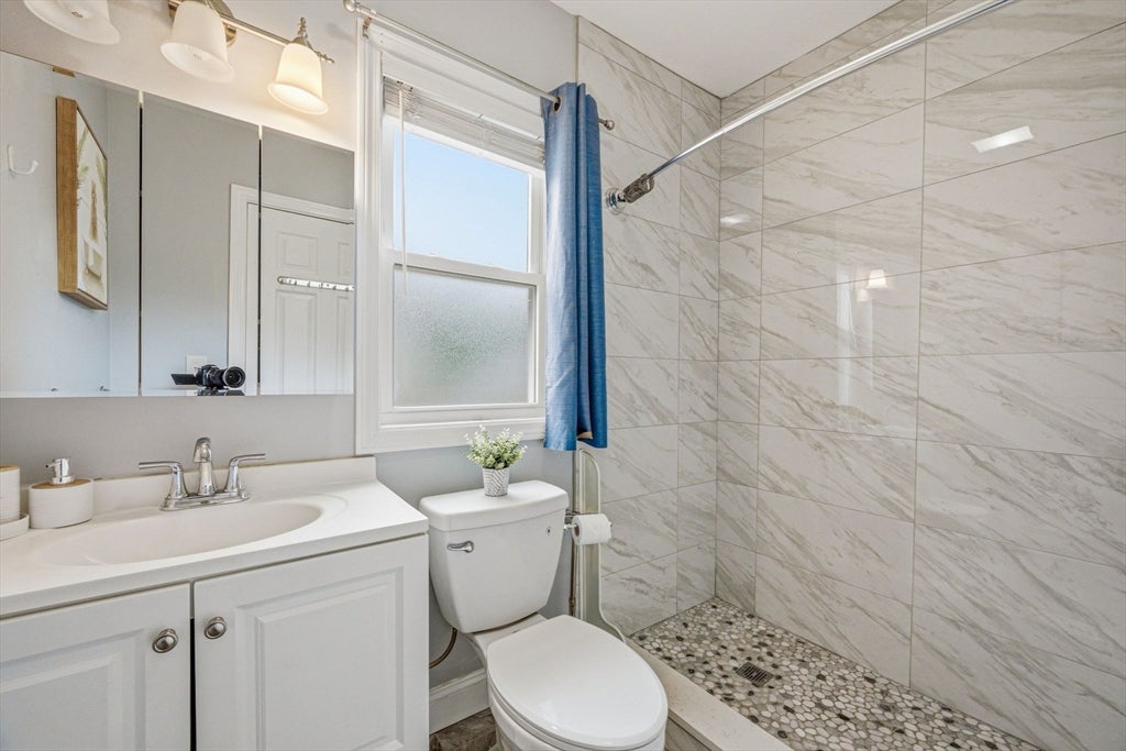 3 Florence St, Quincy, MA, 3 Florence St, Quincy, MA Photo #18