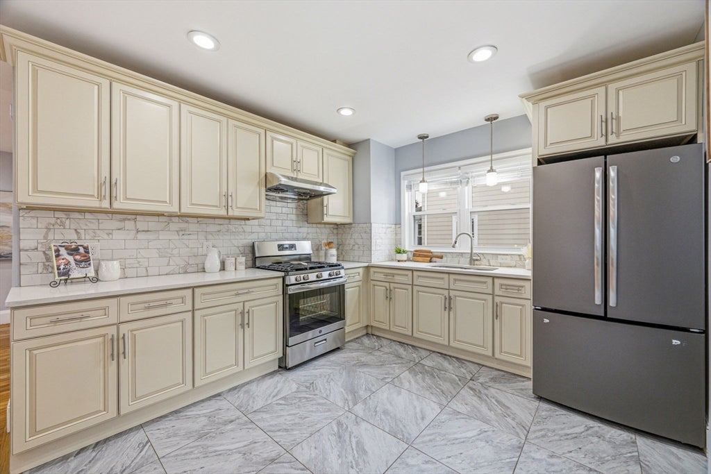 3 Florence St, Quincy, MA, 3 Florence St, Quincy, MA Photo #15