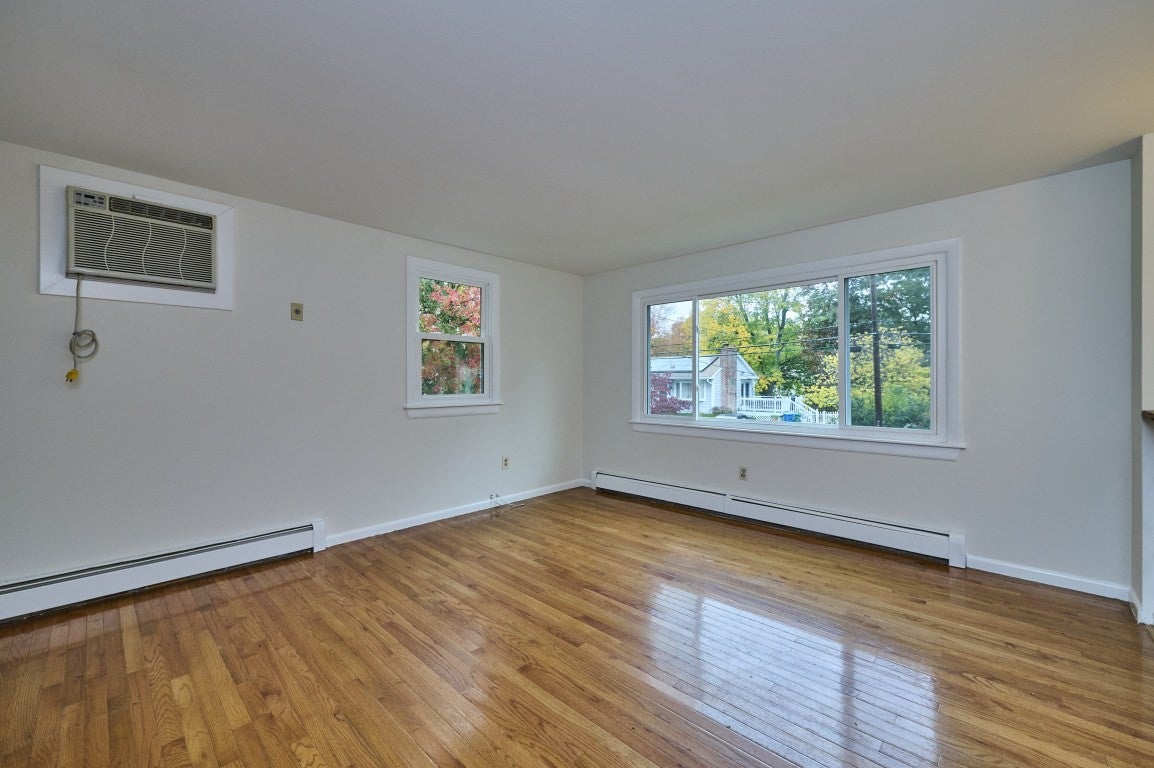 13 Fernglade Rd, Burlington, MA, 13 Fernglade Rd, Burlington, MA Photo #9
