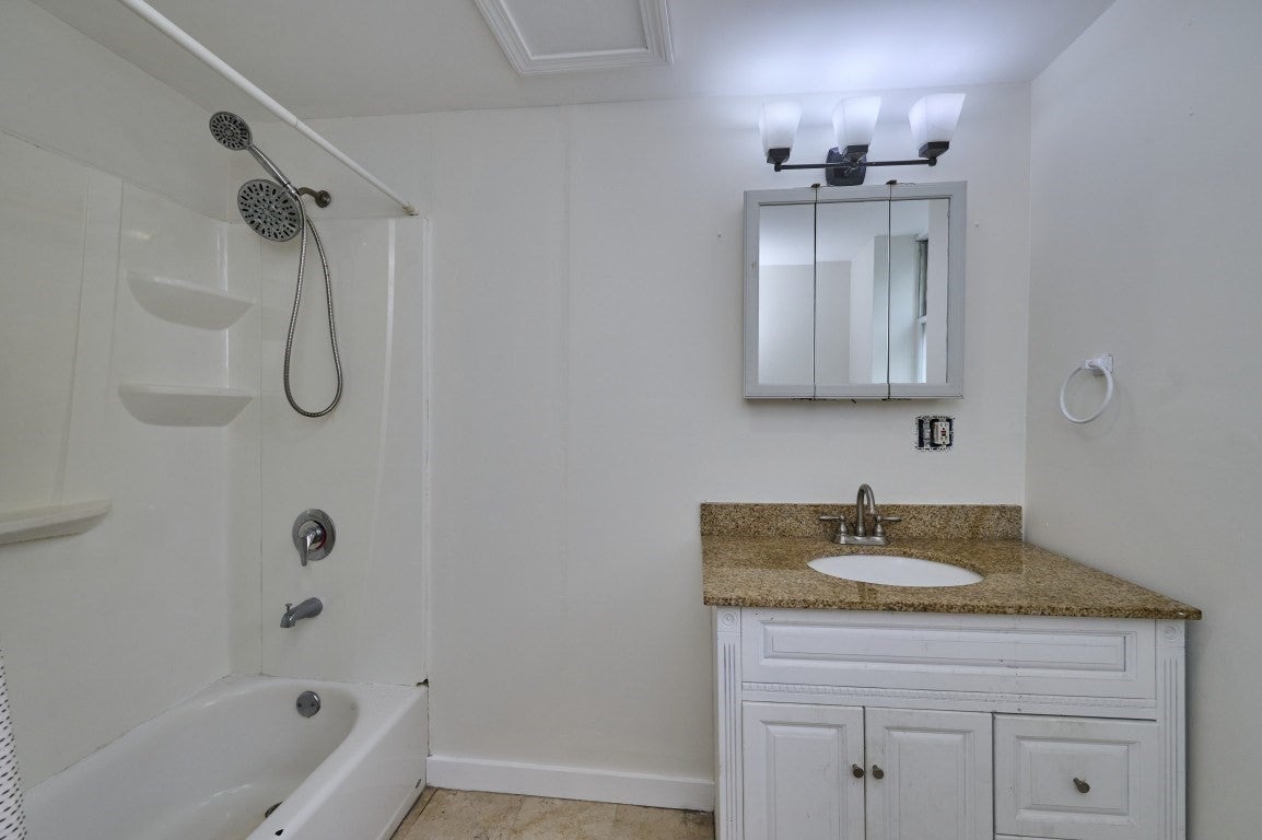 13 Fernglade Rd, Burlington, MA, 13 Fernglade Rd, Burlington, MA Photo #30