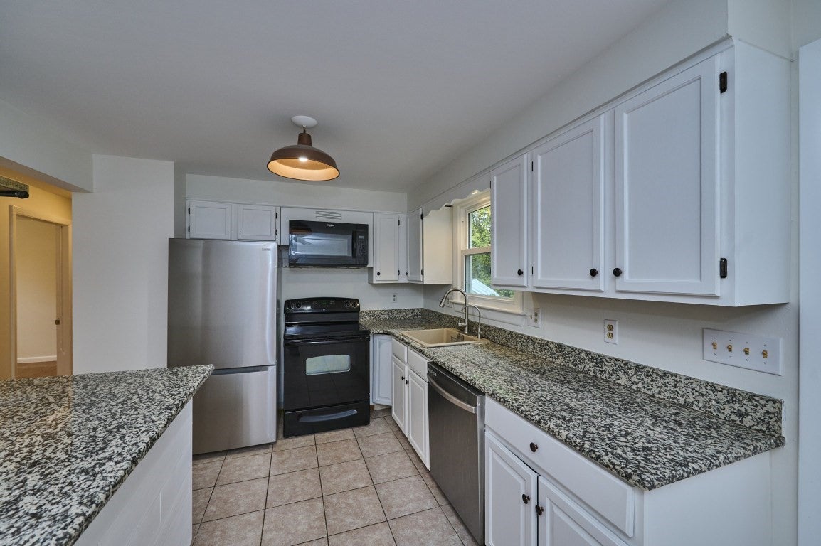 13 Fernglade Rd, Burlington, MA, 13 Fernglade Rd, Burlington, MA Photo #14