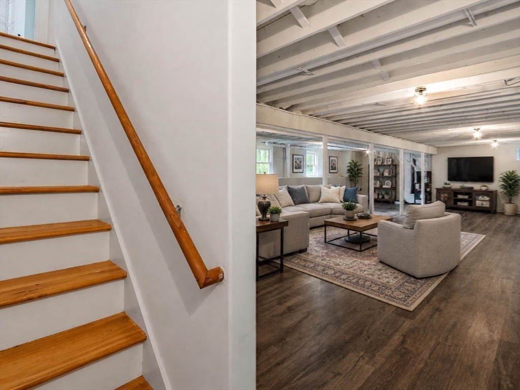 79 Beaudryave AVE, Chicopee, MA Photo #24