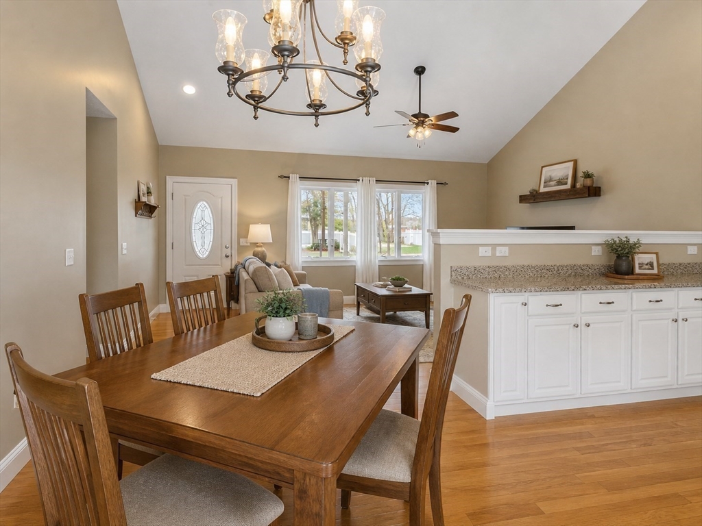 79 Beaudryave AVE, Chicopee, MA Photo #12