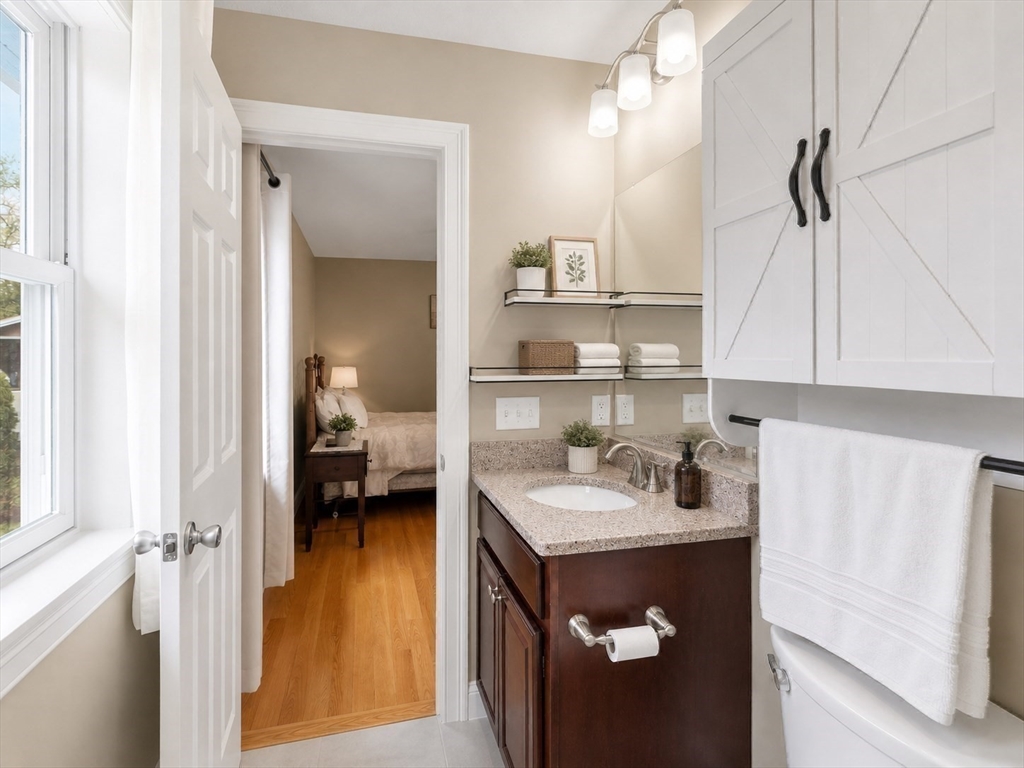 79 Beaudryave AVE, Chicopee, MA Photo #19