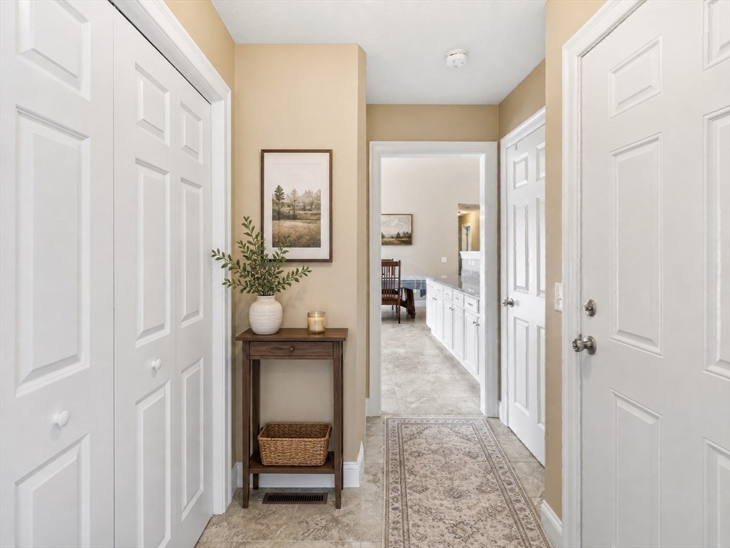 79 Beaudryave AVE, Chicopee, MA Photo #15