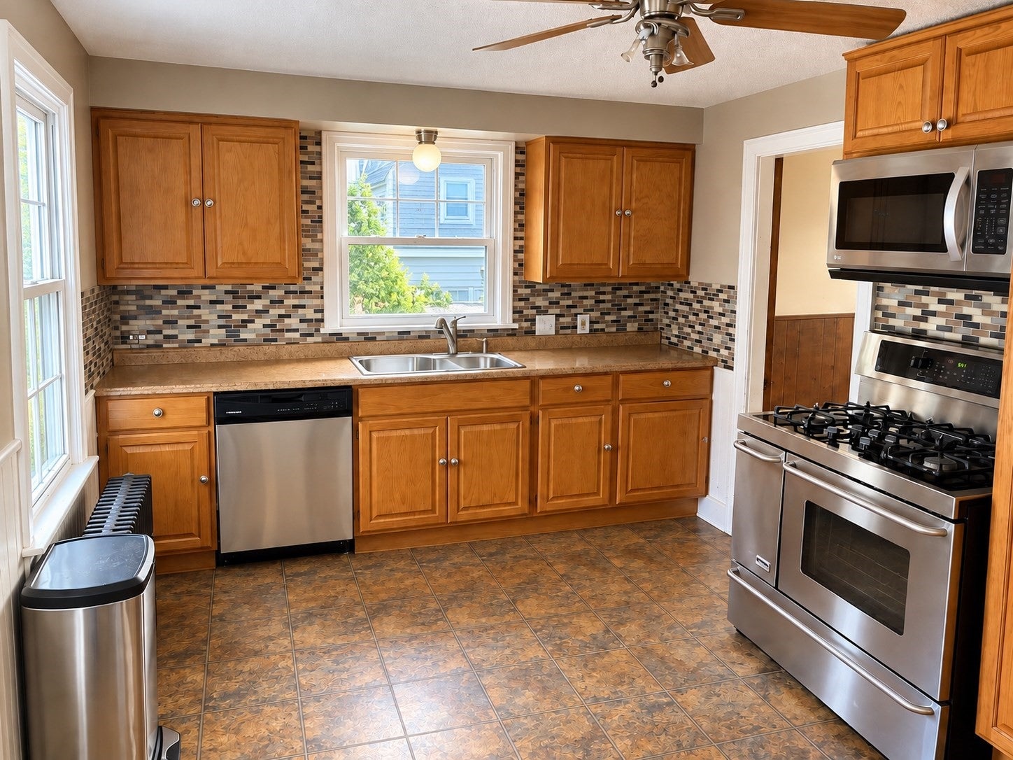 142 Morton St, West Springfield, MA, 142 Morton St, West Springfield, MA Photo #2