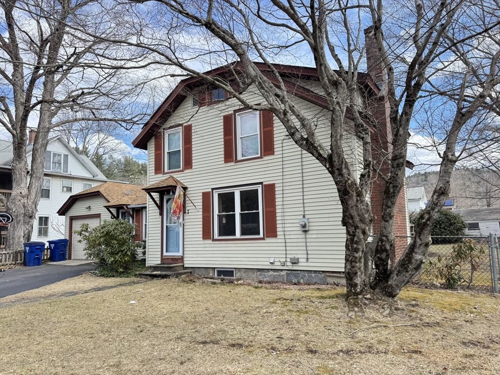 7 Stanton Ave