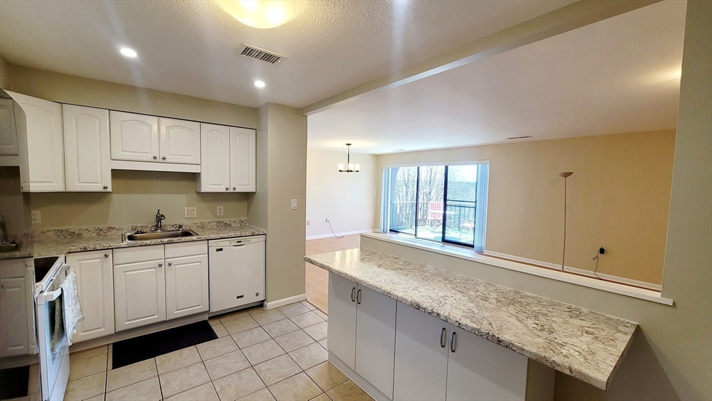 1002 Paradise Rd PHJ