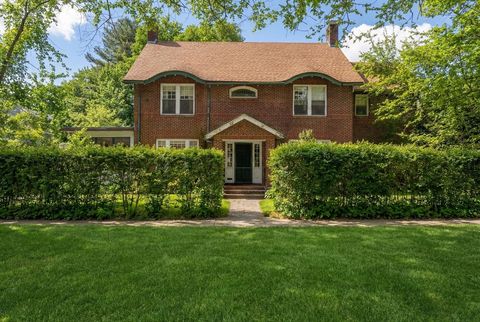 Photo of 22 Windsor Rd, Brookline, MA 02445 (MLS # 73481267)