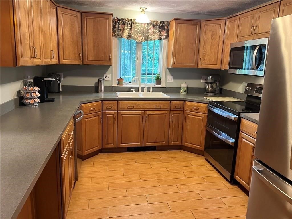 515 Wallum Lake Road, Burrillville, RI Photo #17