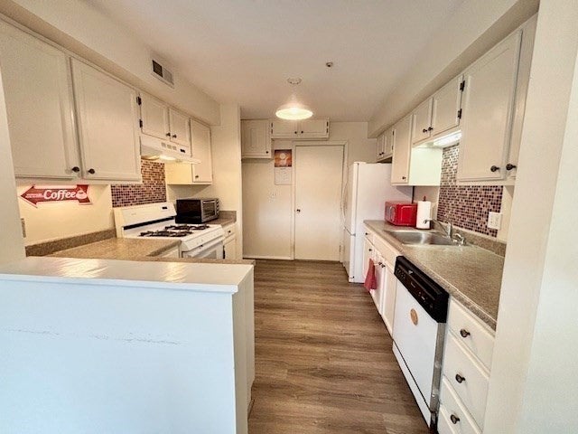 272 Greenbrook Drive 272