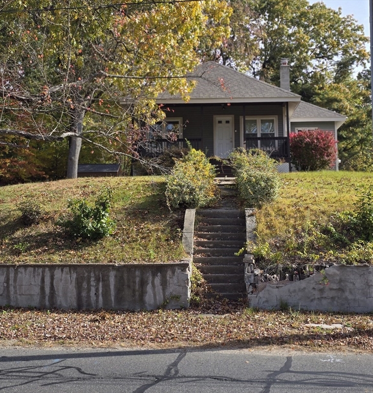 41 Villanova St