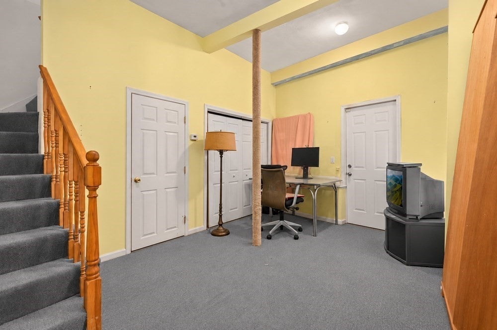 57 Hillcrest St, Waltham, MA Photo #23