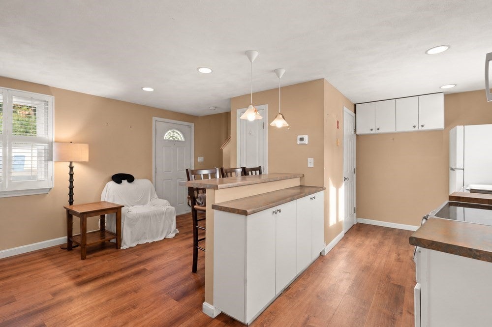 57 Hillcrest St, Waltham, MA Photo #7