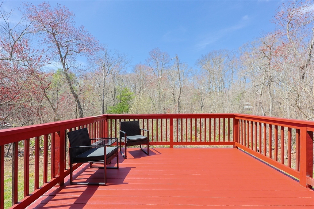 Bellingham, Massachusetts 02019, United States, 4 Bedrooms Bedrooms, ,3 BathroomsBathrooms,Residential,Active,115588