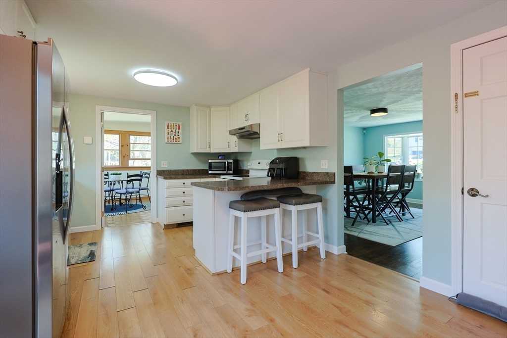 Bellingham, Massachusetts 02019, United States, 4 Bedrooms Bedrooms, ,3 BathroomsBathrooms,Residential,Active,115588