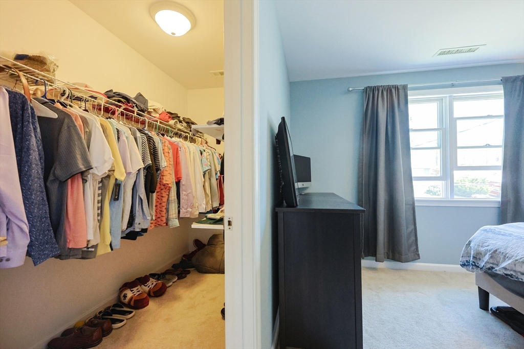 Bellingham, Massachusetts 02019, United States, 4 Bedrooms Bedrooms, ,3 BathroomsBathrooms,Residential,Active,115588