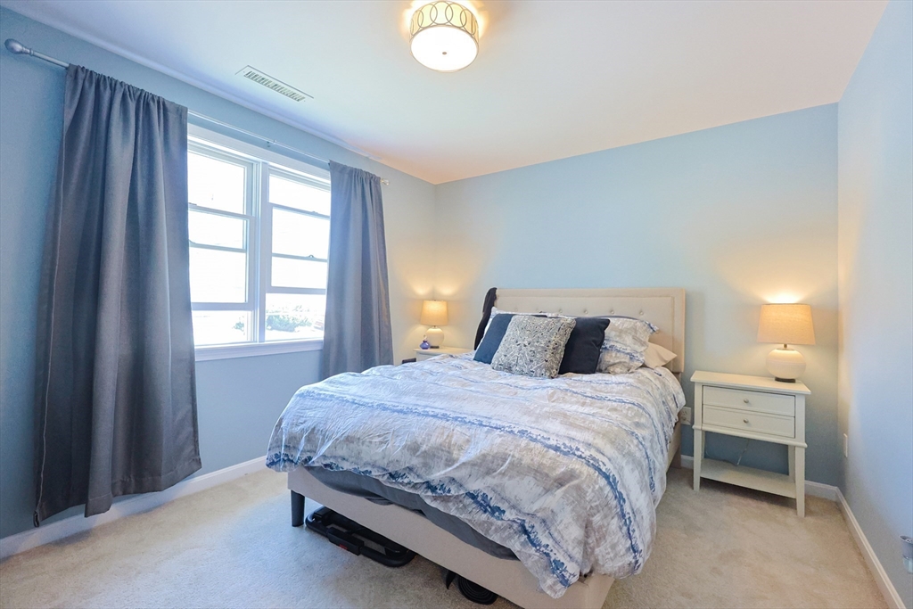 Bellingham, Massachusetts 02019, United States, 4 Bedrooms Bedrooms, ,3 BathroomsBathrooms,Residential,Active,115588