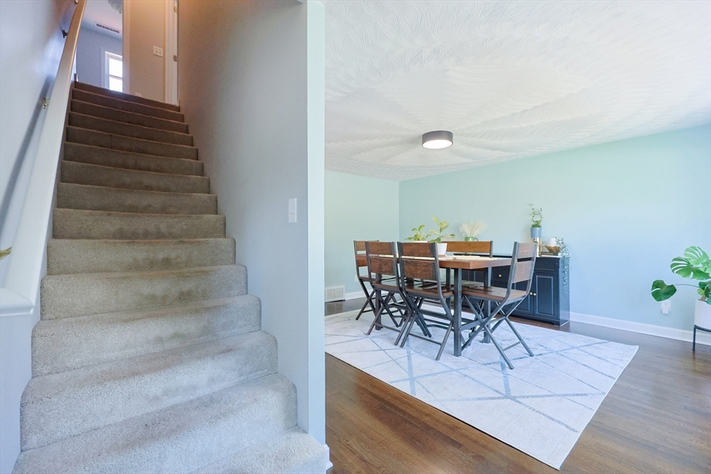 Bellingham, Massachusetts 02019, United States, 4 Bedrooms Bedrooms, ,3 BathroomsBathrooms,Residential,Active,115588