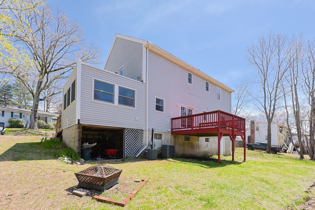 Bellingham, Massachusetts 02019, United States, 4 Bedrooms Bedrooms, ,3 BathroomsBathrooms,Residential,Active,115588