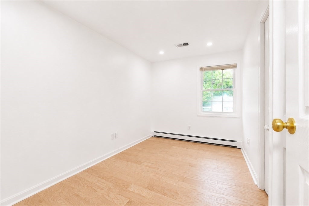 9 Alden Ave E AVE, Randolph, MA, 9 Alden Ave E AVE, Randolph, MA Photo #12
