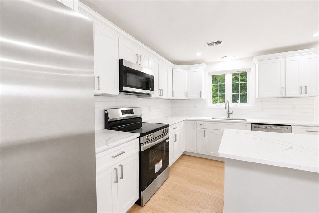 9 Alden Ave E AVE, Randolph, MA, 9 Alden Ave E AVE, Randolph, MA Photo #4