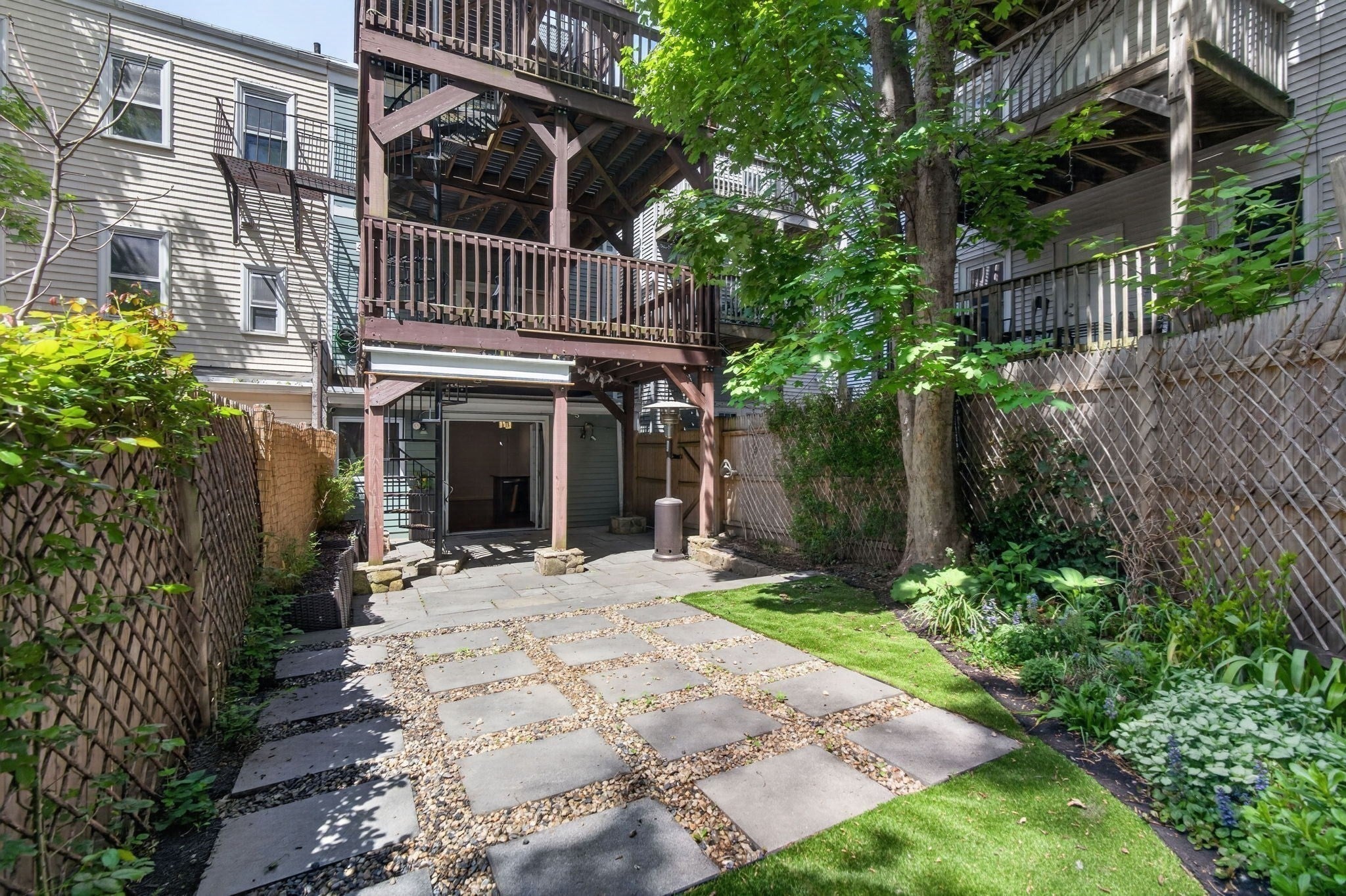 102 Old Harbor Street #A, Boston, MA Photo #18