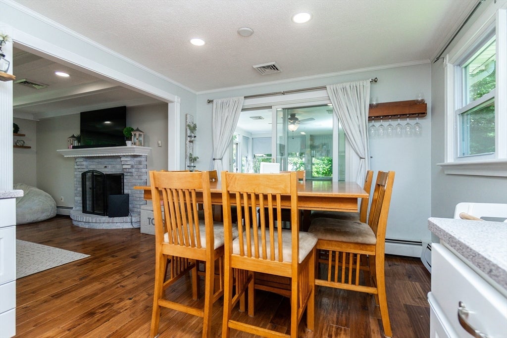 26 Sharon Pkwy, North Smithfield, RI, 26 Sharon Pkwy, North Smithfield, RI Photo #6