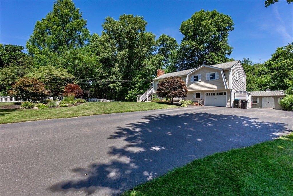 26 Sharon Pkwy, North Smithfield, RI, 26 Sharon Pkwy, North Smithfield, RI Photo #38