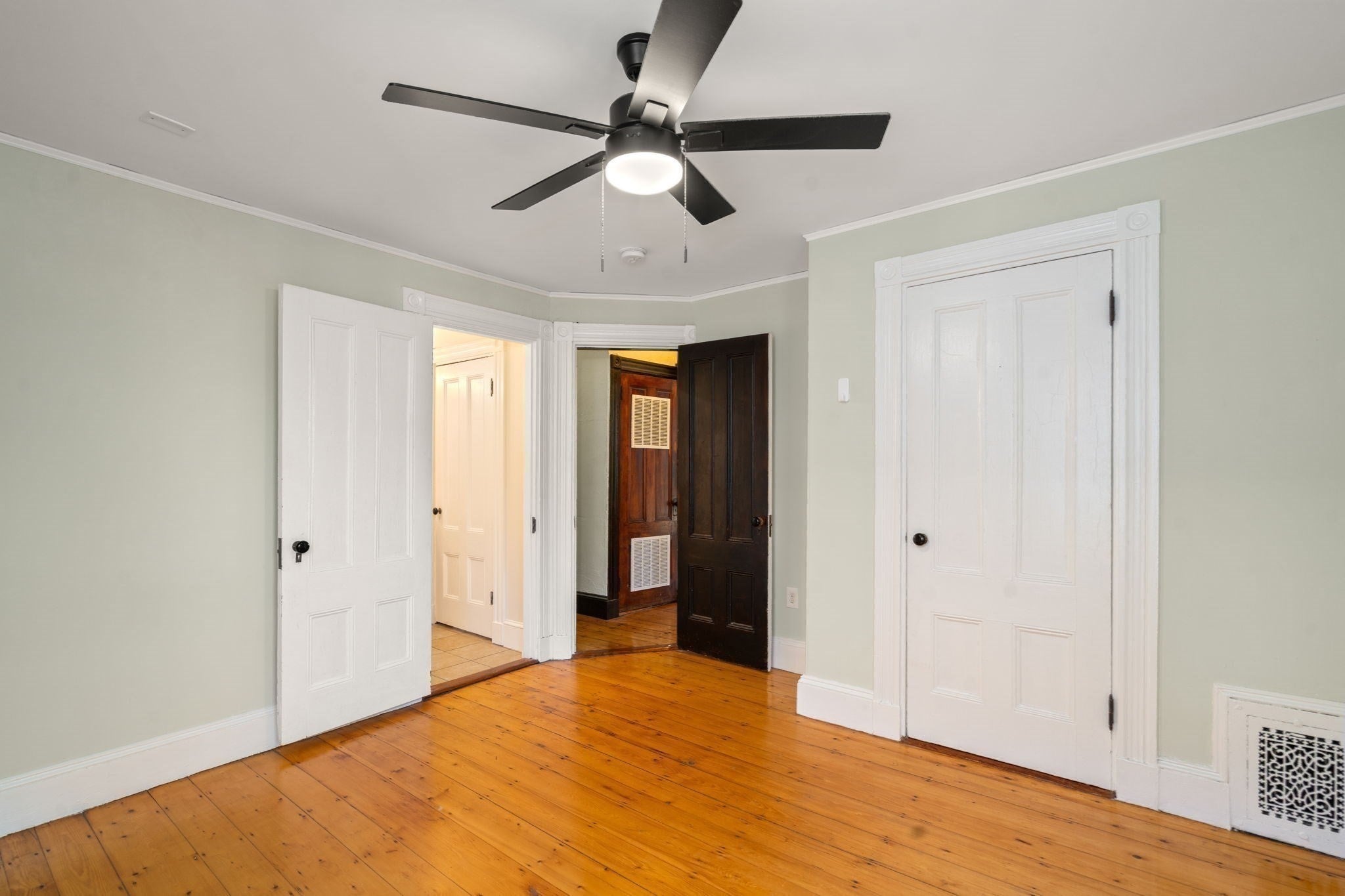 32 Thornton ST #2, Boston, MA Photo #5