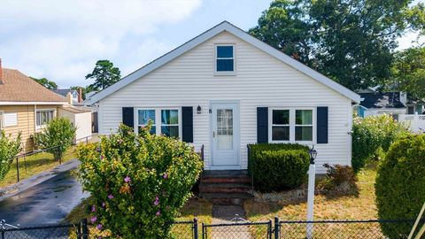 8 Barnes St Wareham MA 02571