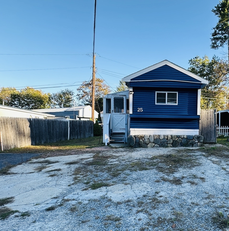 1790 Massachusetts Ave 25A