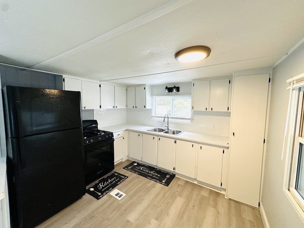 1790 Massachusetts Ave 25A