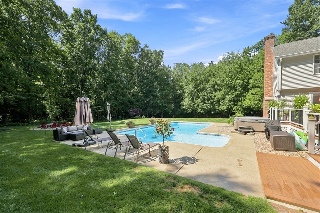 7 Deer Run Dr, Wilbraham, MA, 7 Deer Run Dr, Wilbraham, MA Photo #29