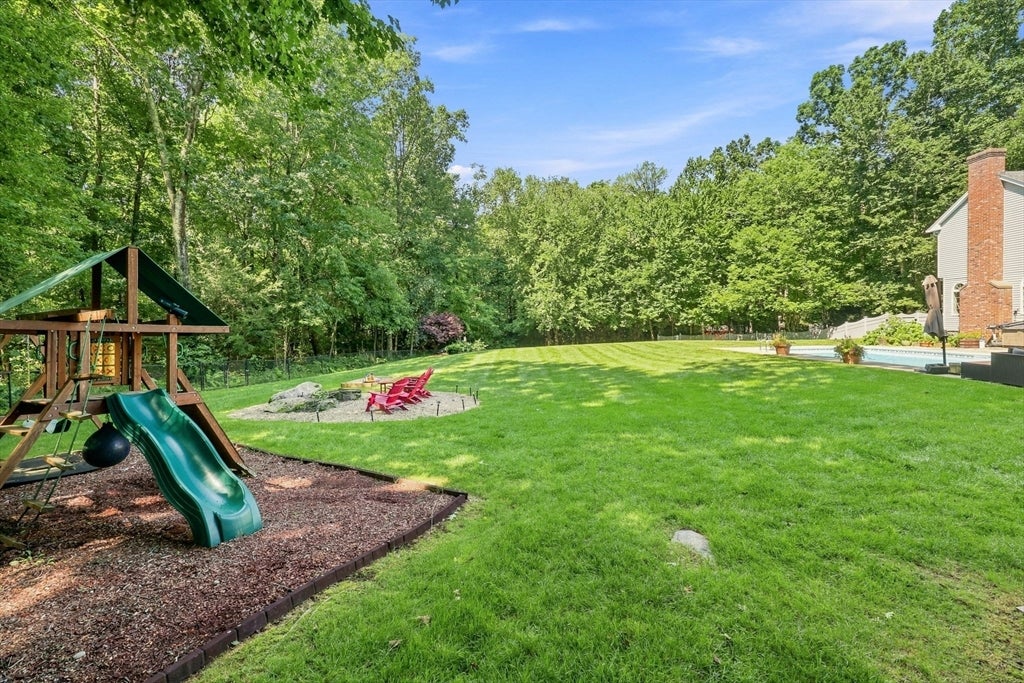 7 Deer Run Dr, Wilbraham, MA, 7 Deer Run Dr, Wilbraham, MA Photo #31