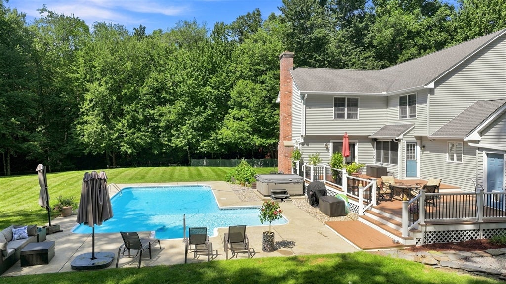 7 Deer Run Dr, Wilbraham, MA, 7 Deer Run Dr, Wilbraham, MA Photo #39