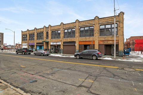 Photo of 98 Suffolk St, Holyoke, MA 01040 (MLS # 73467972)