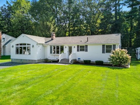 18 Collins Dr Hudson MA 01749