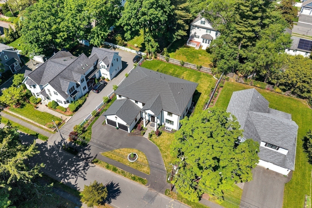 57 Mayflower Rd