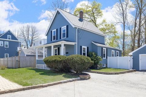 Photo of 3 Ainsworth Pl, Melrose, MA 02176 (MLS # 73509956)