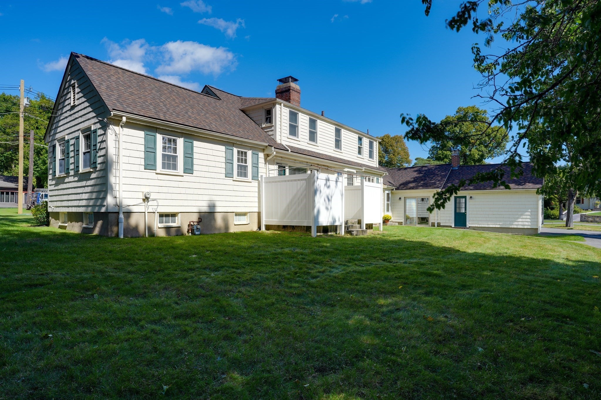 122 Maple Street