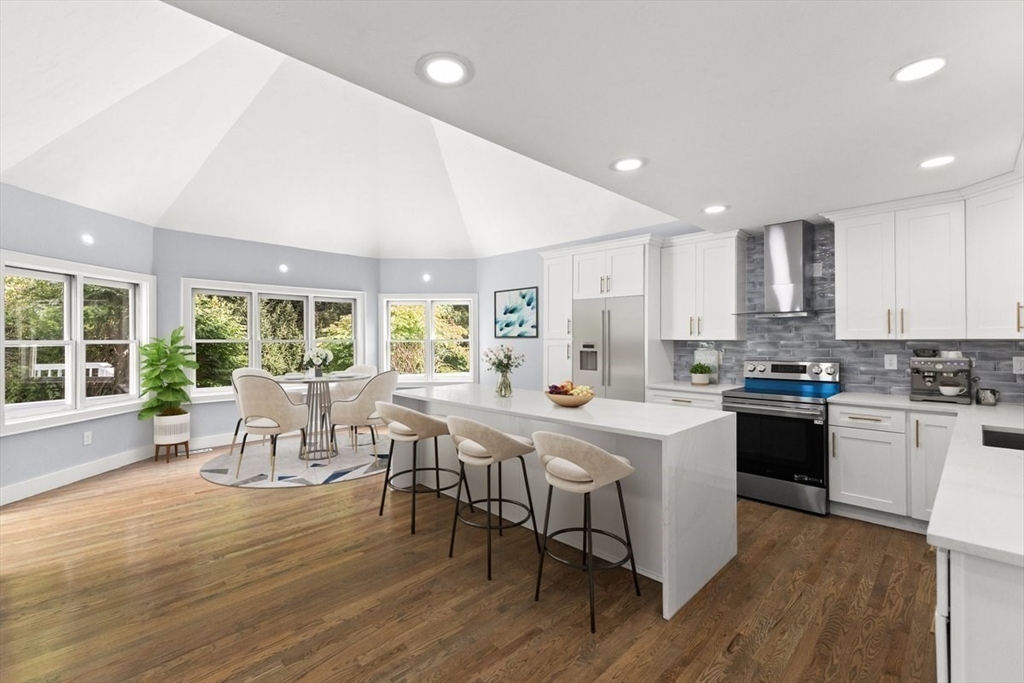 24 Country Club Dr 24