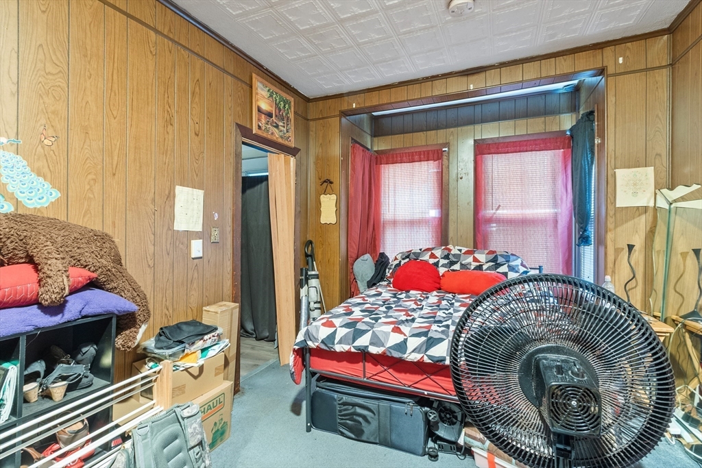 222-R Kimball St
